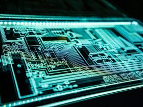 CrowdStrike Sees AI as Both Threat and Opportunity in Cybersecurity Market cover