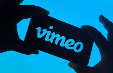 Vimeo’s $1.38 Billion Acquisition By Bending Spoons Isn’t Just A Buyout—It’s A Strategic Power Play! cover