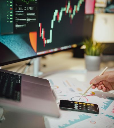 Stock Market Today: Stocks Surge to Record Highs on Trade Deal Momentum and Fed Rate-Cut Bets cover