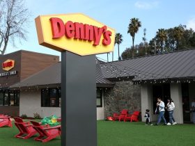 Denny’s $620M Takeover Shock: Why TriArtisan Wants In Now! cover